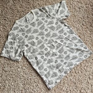 Kaws x Peanuts Snoopy T Shirt sz L